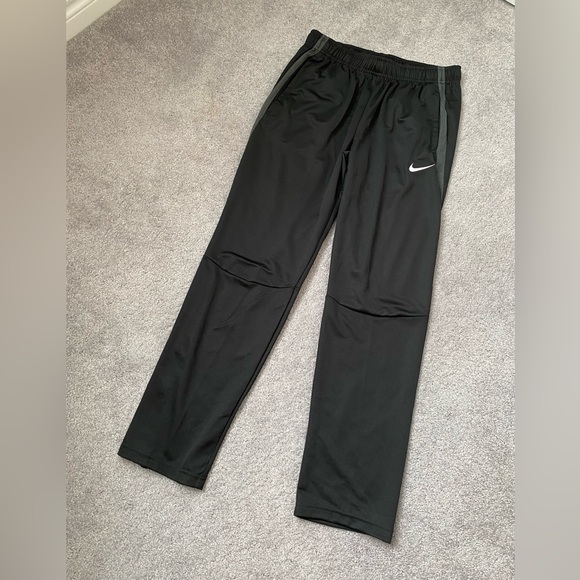 Women’s Nike Black Track Pants NWOT Size M - Picture 4 of 6